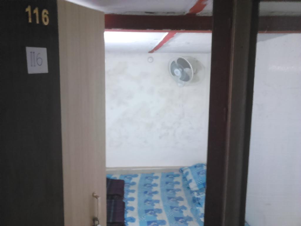Leela Pensión Varanasi Habitación foto